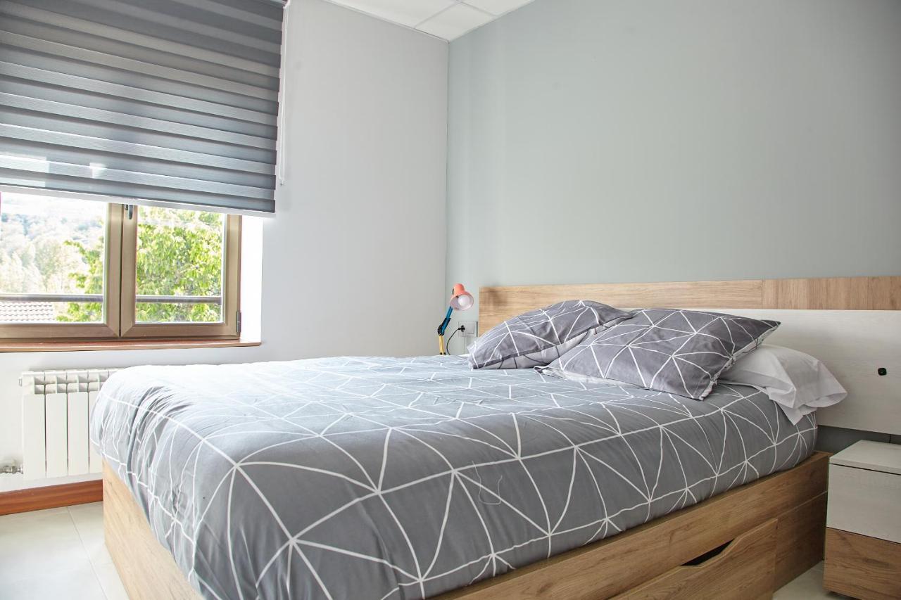Hostal Fontanan La Pola de Gordon Esterno foto